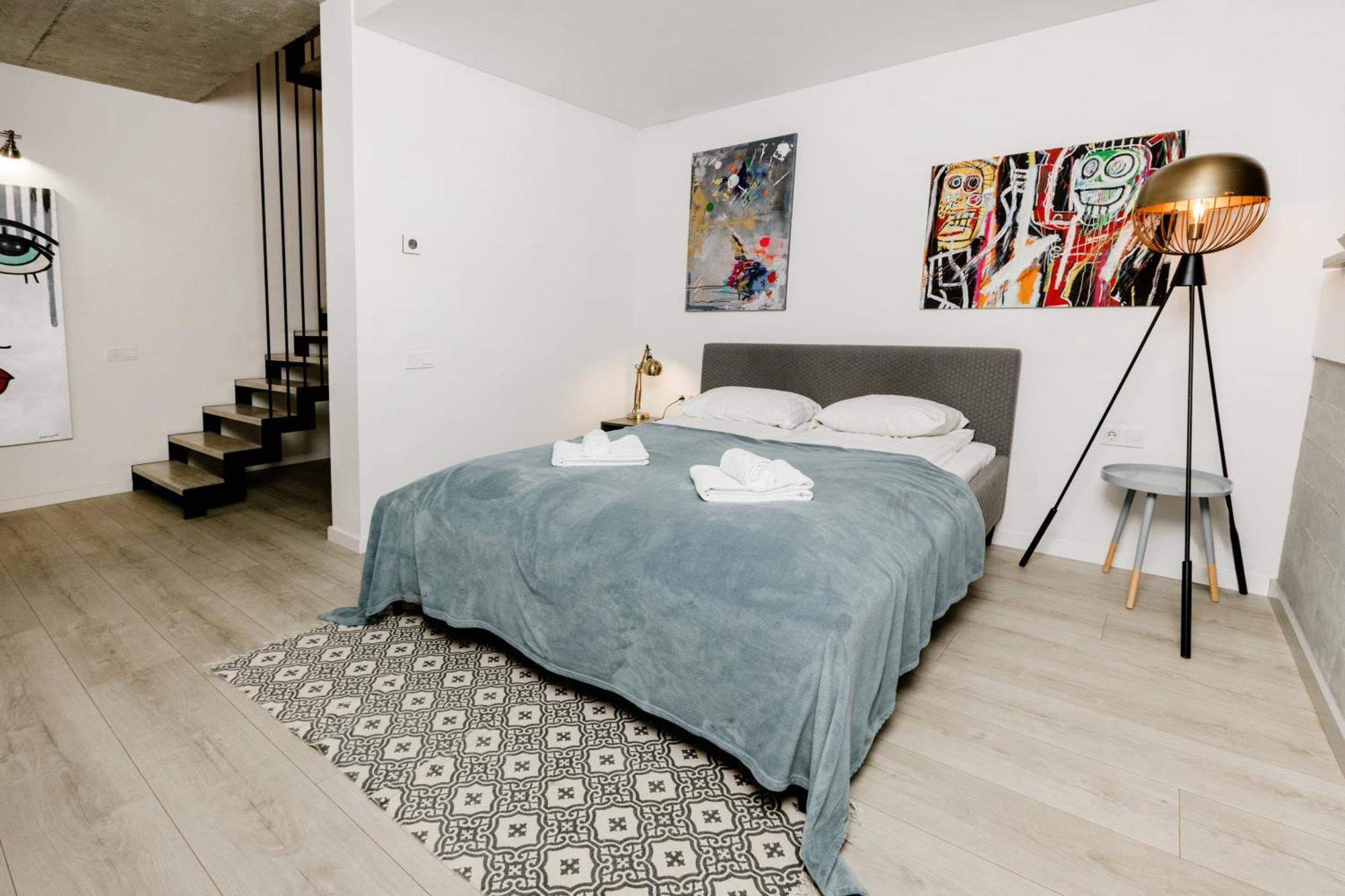 Modern And Spacious Loft Type Apartment 8 With Free Private Parking By "Owl Jazz Apartments" Каунас Экстерьер фото